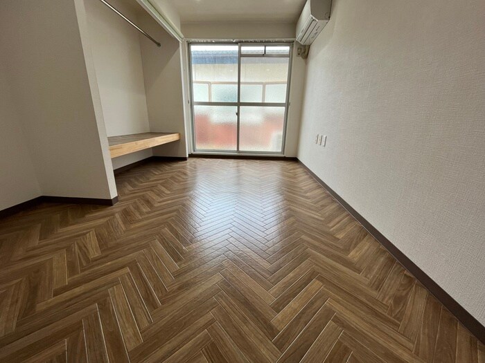 物件内観写真12　(居室)