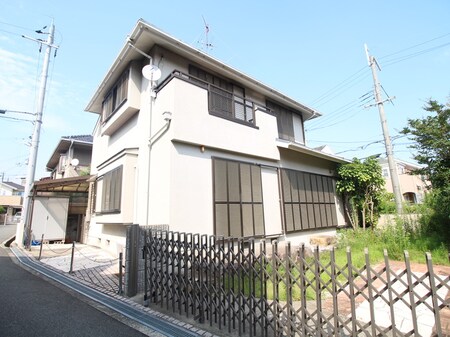 上野西戸建外観写真