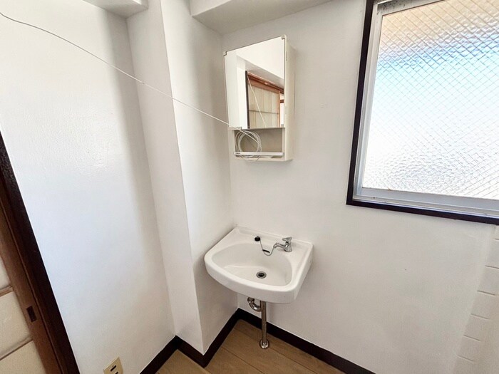 物件内観写真14　(洗面)
