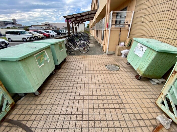 物件外観写真6　(建物設備)