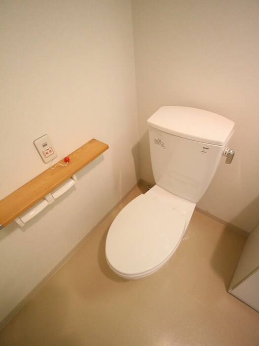 物件内観写真10　(トイレ)