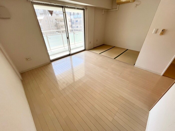 物件内観写真13　(居室)