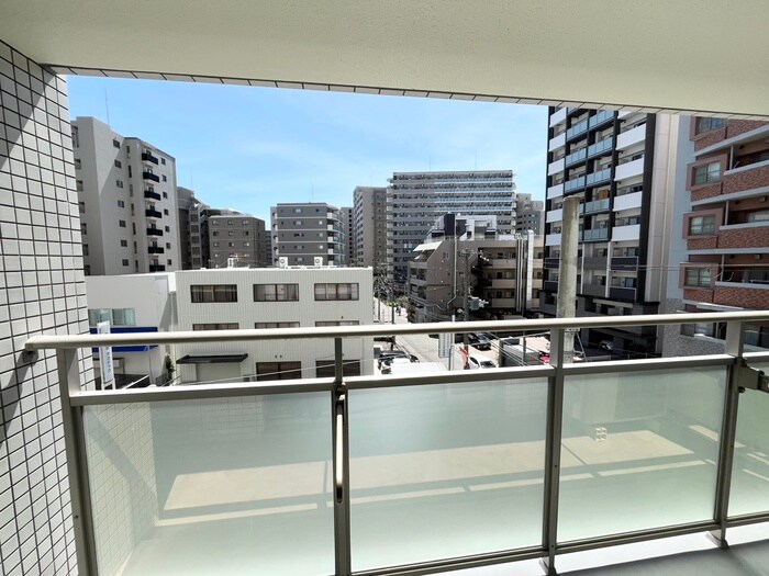 物件内観写真19　(室内からの展望)