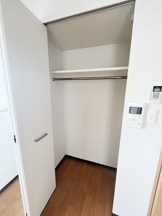 物件内観写真15　(収納)