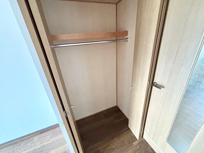 物件内観写真11　(収納)
