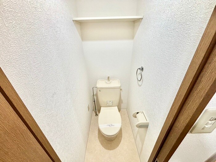 物件内観写真15　(トイレ)