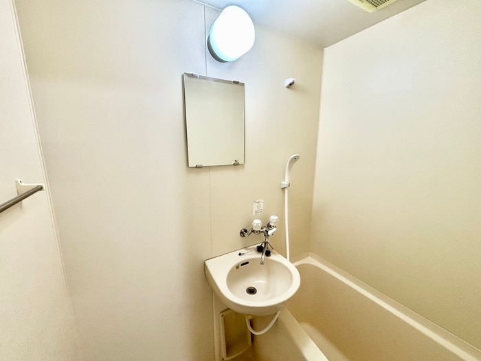 物件内観写真17　(洗面)