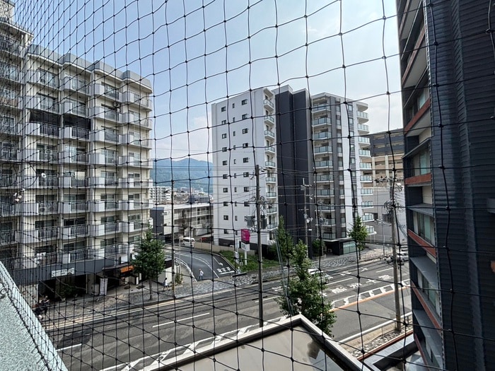 物件内観写真22　(室内からの展望)