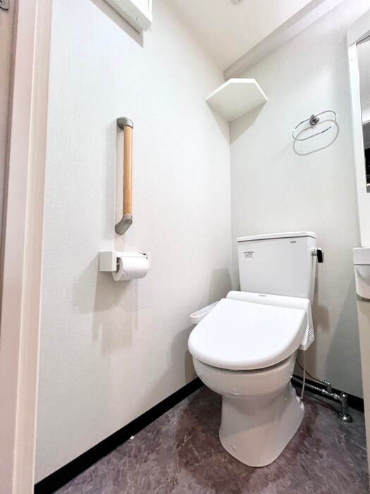 物件内観写真13　(トイレ)