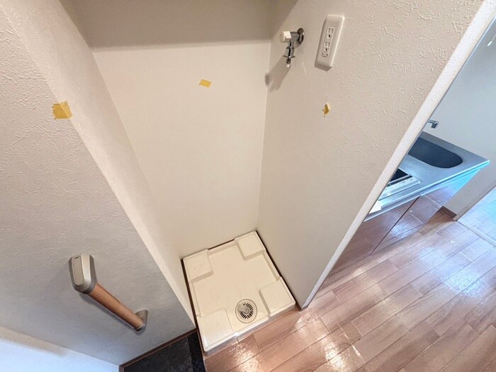 物件内観写真20　(洗濯機置場)