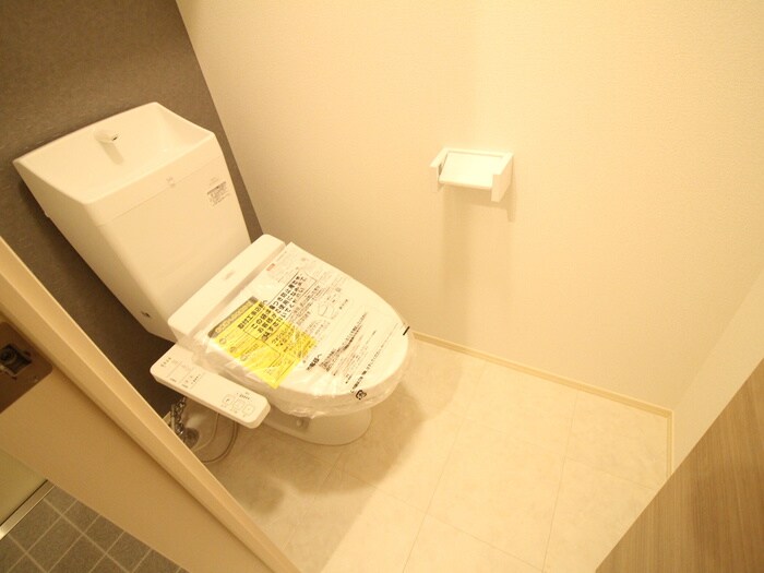 物件内観写真11　(トイレ)