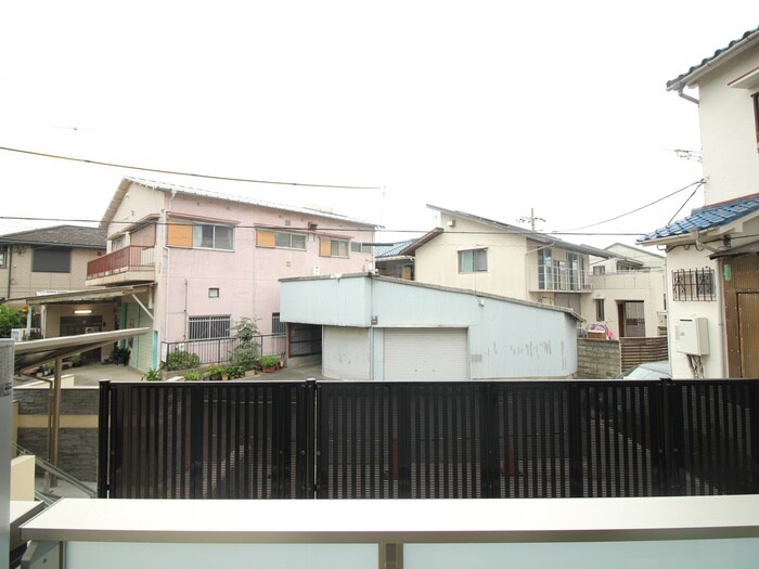 物件内観写真16　(室内からの展望)