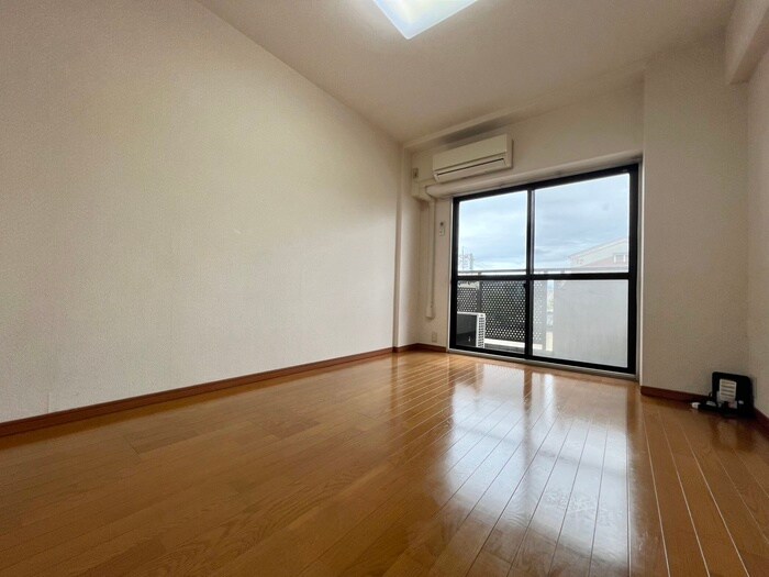 物件内観写真11　(居室)