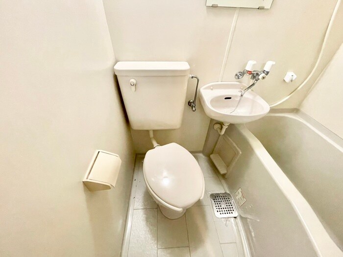 物件内観写真15　(トイレ)