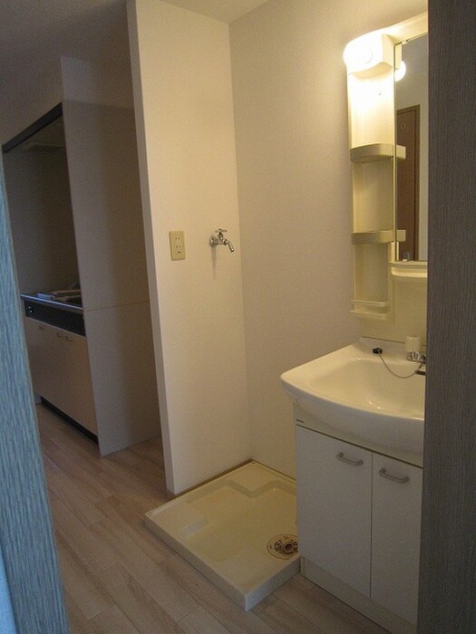 物件内観写真9　(洗面)