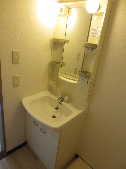 物件内観写真9　(洗面)