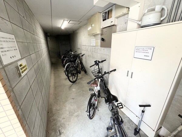 駐輪場
