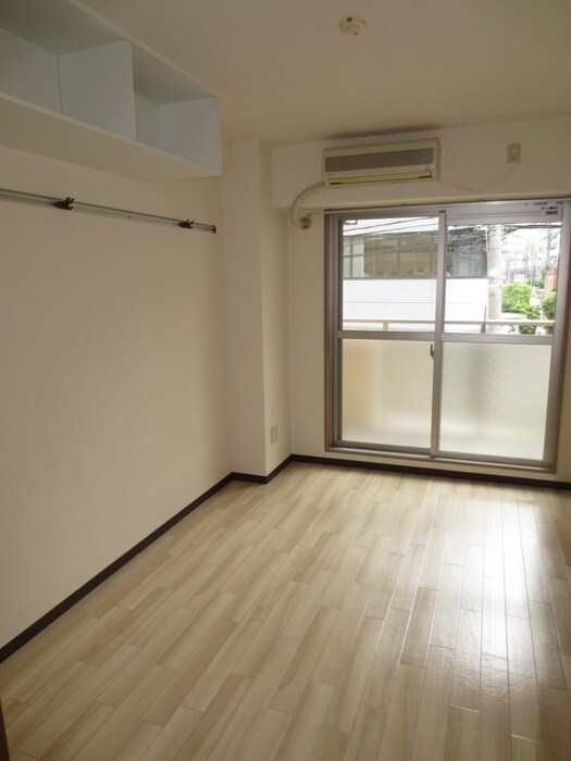 物件内観写真12　(居室)