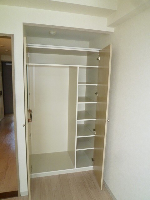 物件内観写真14　(収納)