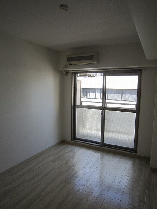 物件内観写真18　(居室)