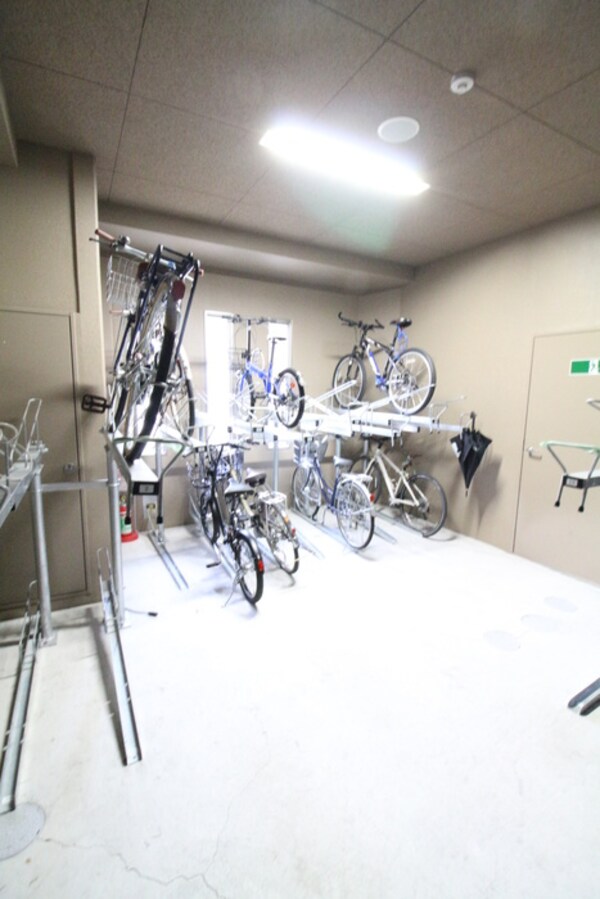 駐輪場