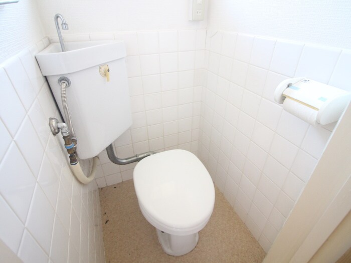 物件内観写真14　(トイレ)