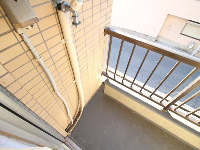 物件内観写真19　(洗濯機置場)