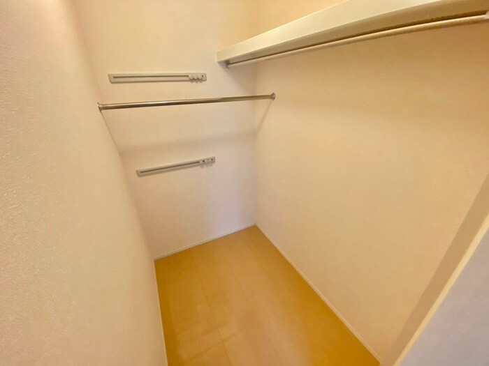 物件内観写真10　(収納)