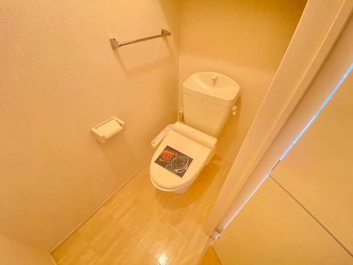 物件内観写真13　(トイレ)