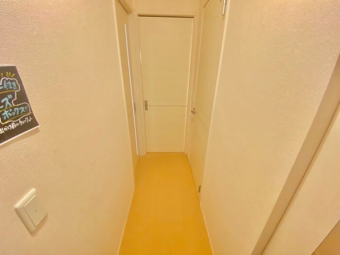 物件内観写真17　(廊下)