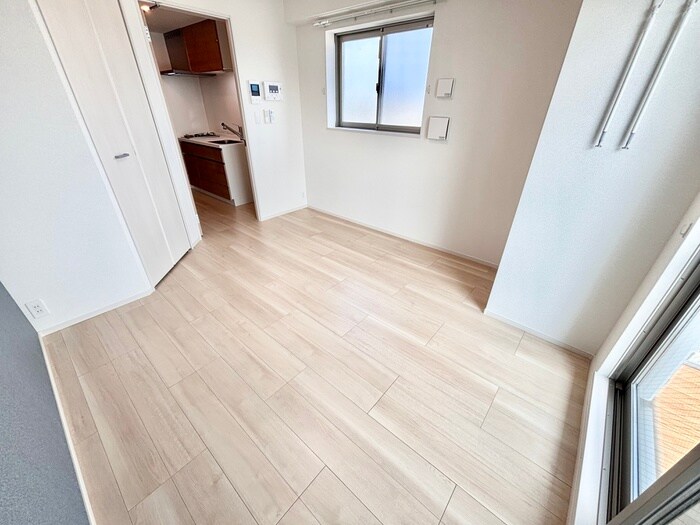 物件内観写真12　(居室)