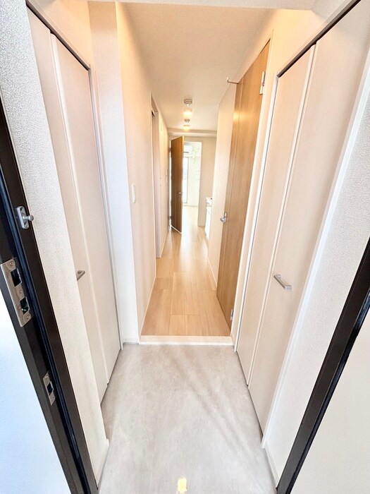 物件内観写真20　(廊下)