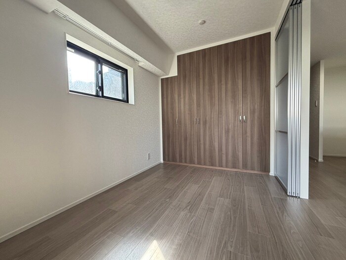 物件内観写真9　(居室)