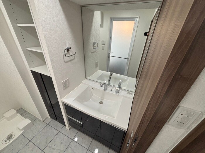 物件内観写真12　(洗面)