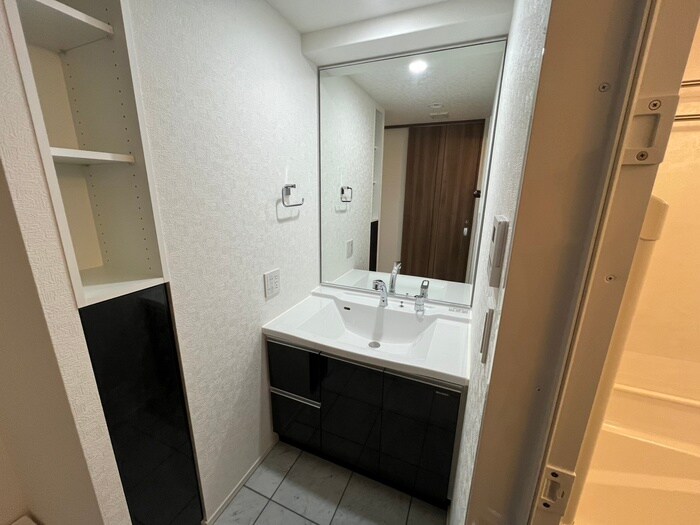 物件内観写真12　(洗面)