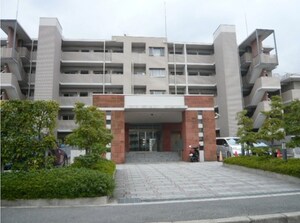 枚方ｶﾞ-ﾃﾞﾝｱｲﾗﾝｽﾞB棟（735）外観写真