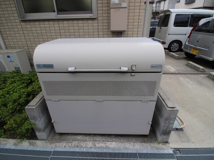 物件外観写真4　(建物設備)