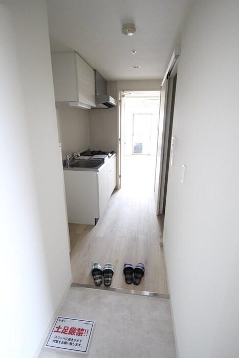 物件内観写真7　(玄関)