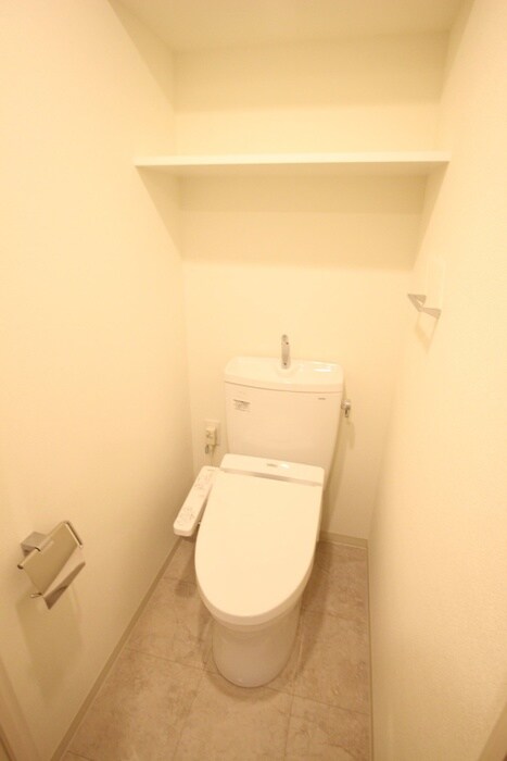 物件内観写真8　(トイレ)