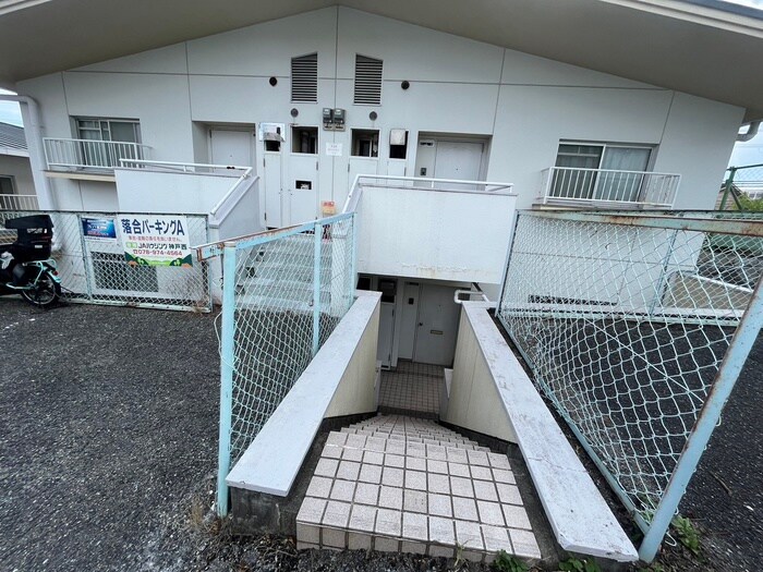 物件外観写真3　(建物設備)