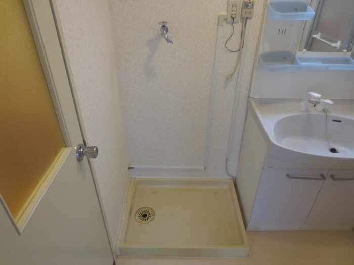 物件内観写真22　(洗濯機置場)