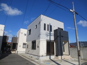 ﾌｼﾞﾊﾟﾚｽ戸建賃貸八尾市柏村町５外観写真