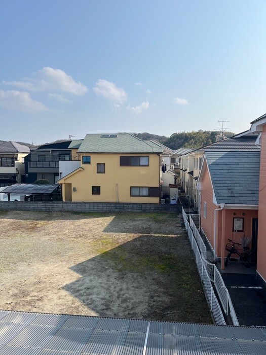 物件内観写真13　(室内からの展望)