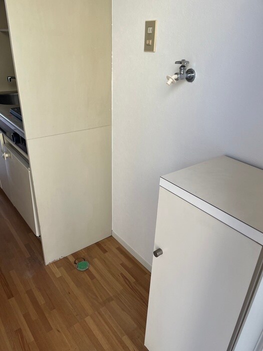 物件内観写真15　(洗濯機置場)