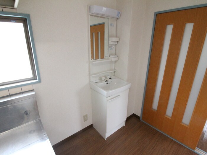 物件内観写真11　(洗面)