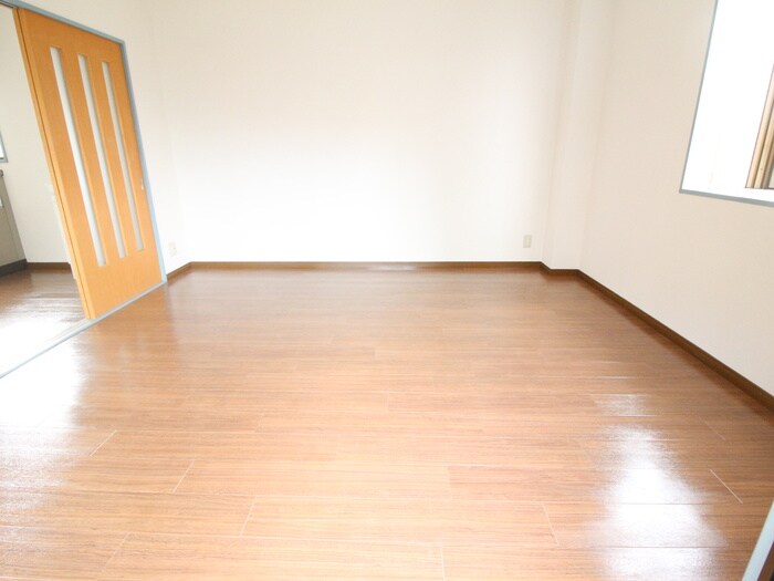 物件内観写真16　(居室)