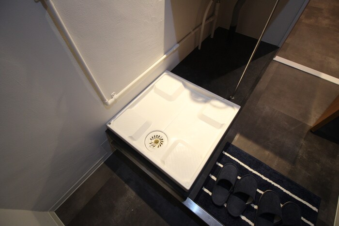 物件内観写真9　(洗濯機置場)