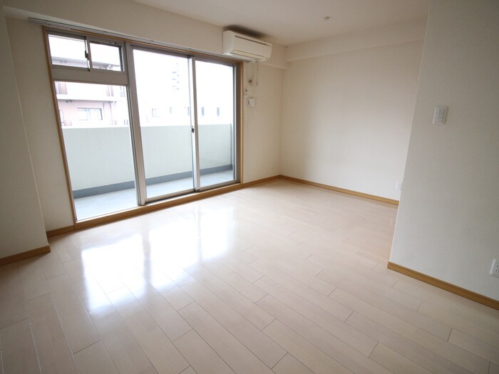 物件内観写真14　(居室)