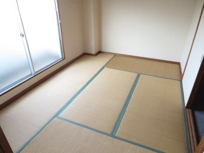 物件内観写真11　(居室)