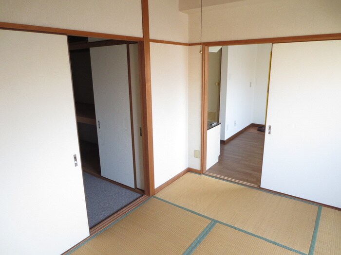 物件内観写真14　(居室)